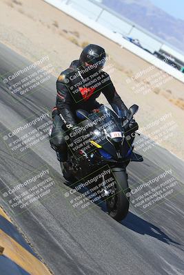 media/Jan-18-2024-Racers Edge (Thu) [[008952c709]]/B Group/Session 2 (Turn 15 Inside)/